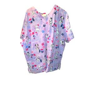 DISNEY 101 Dalmatians Women’s scrub top.